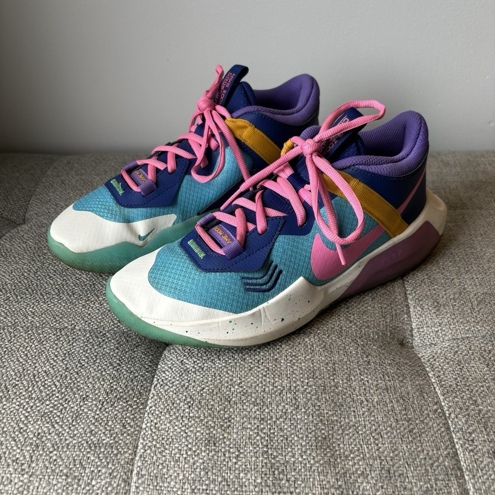 Size 6,5Y EU 39- Nike Air Zoom Crossover Low‎ Baltic Blue Pink Glow Basketball